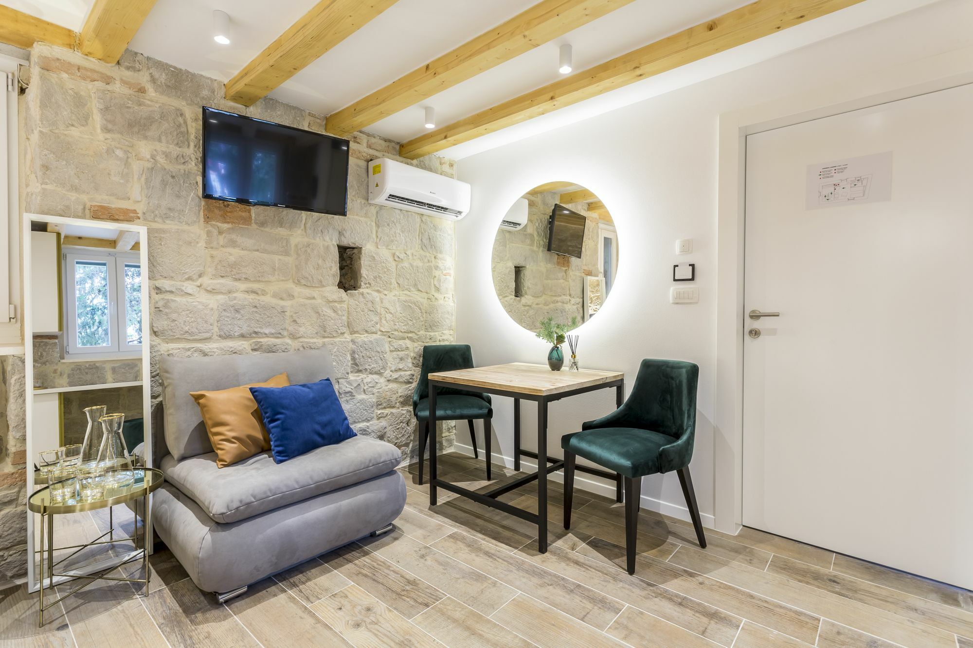 Miara Luxury Rooms Сплит Экстерьер фото